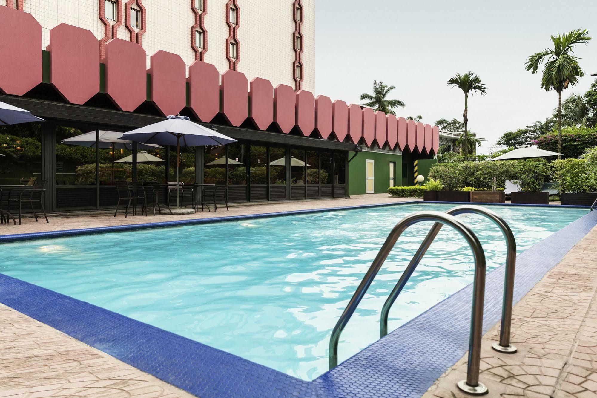 Ibis Douala Hotel Kültér fotó